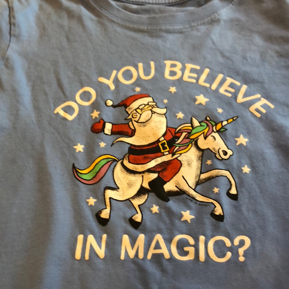 Life Is Good Santa/Unicorn “Do you believe in magic” long sleeved Tee.